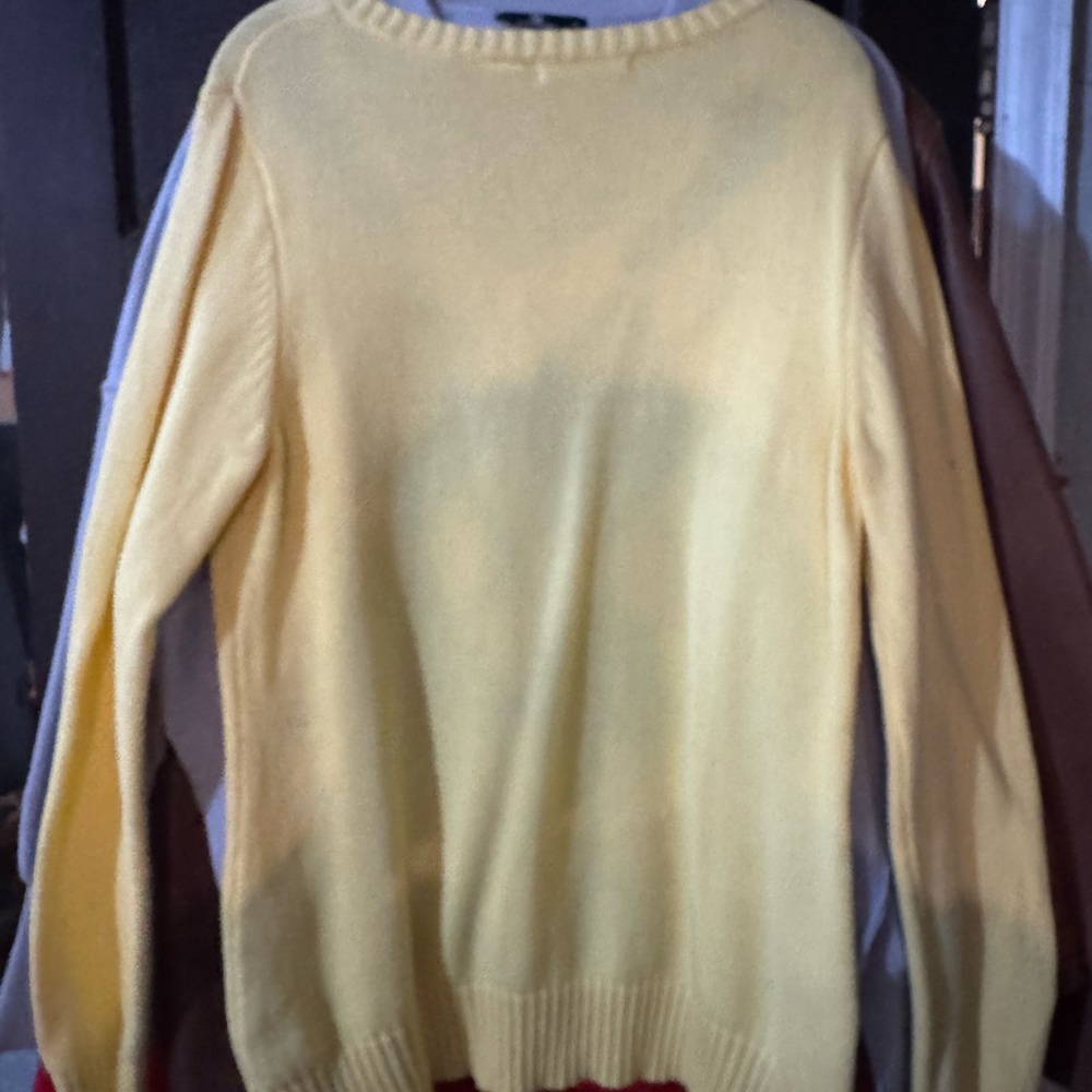 Liz Claiborne Yellow and Navy Argyle V-Neck Sweater - Picture 3 of 4
